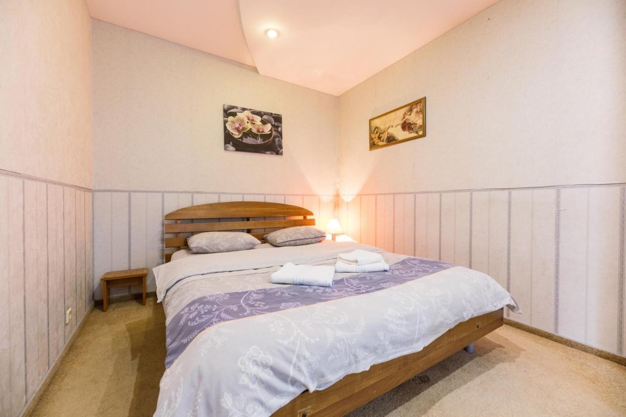 На Палаце Спорта Apartment Kiev Ngoại thất bức ảnh