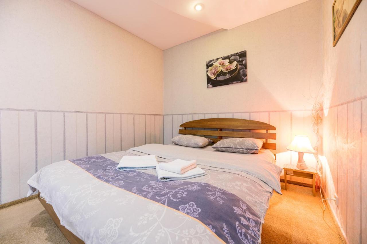 На Палаце Спорта Apartment Kiev Ngoại thất bức ảnh